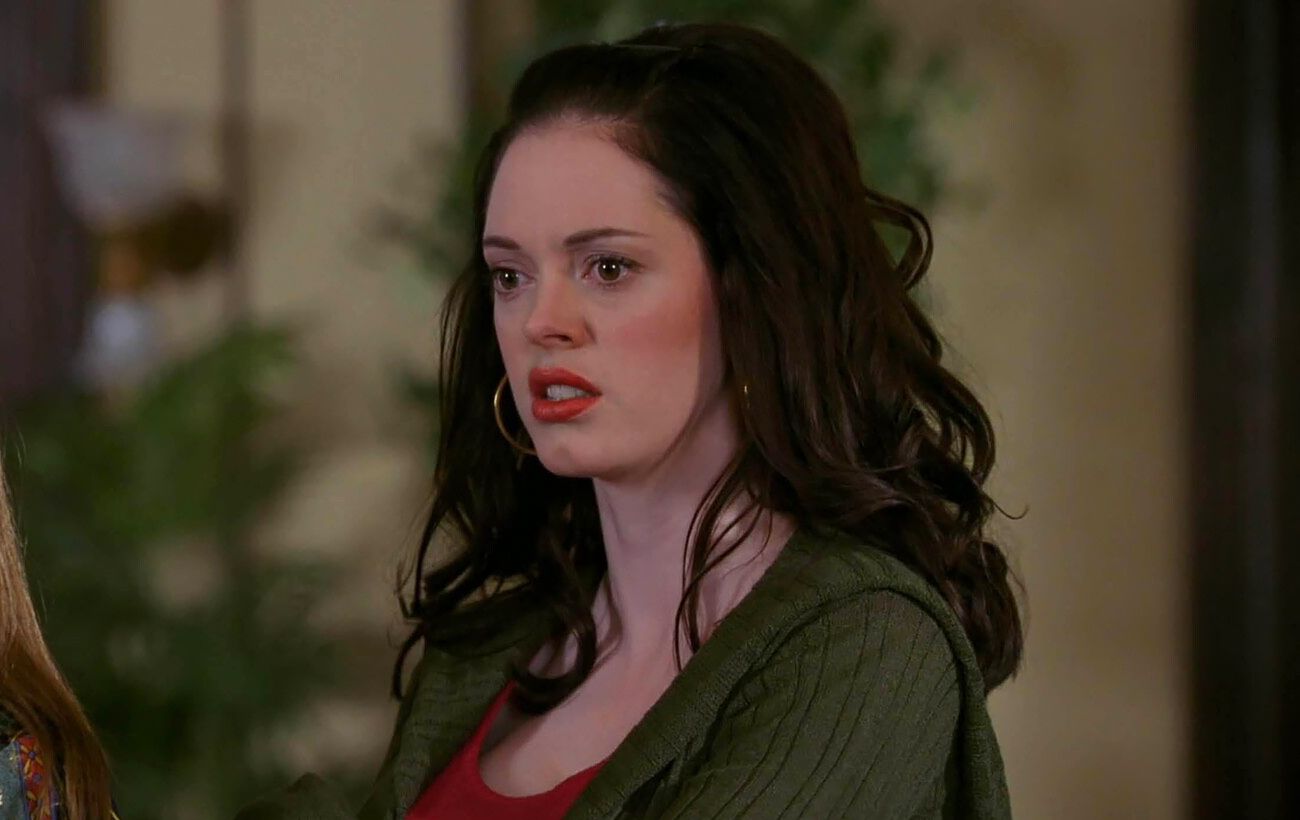 Зірка серіалу "Усі жінки - відьми" Роуз МакГавен шокувала заявою про колишніх босів