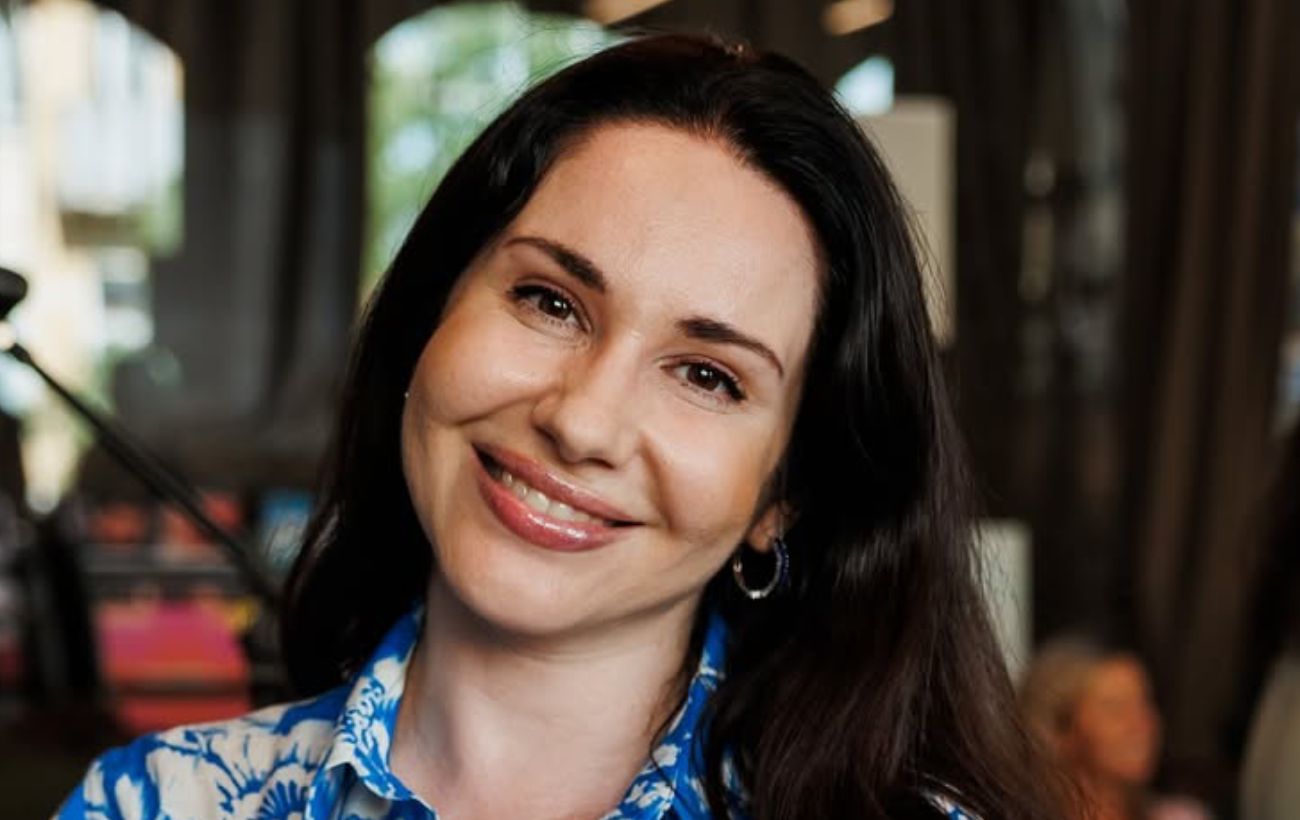 "Ти на дні". Зірка "Школи" поскаржилася на кризу в кар’єрі: довелося піти працювати в офіс