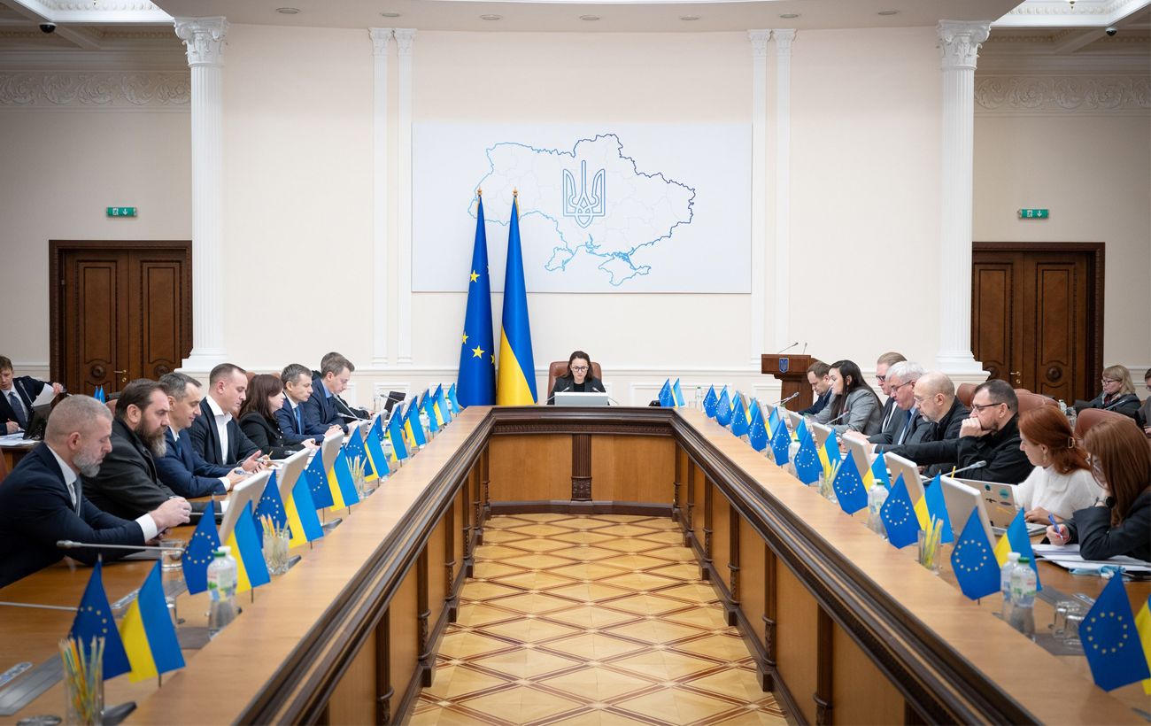 Перезавантаження Кабміну триває: хто отримає посади і хто під загрозою звільнення