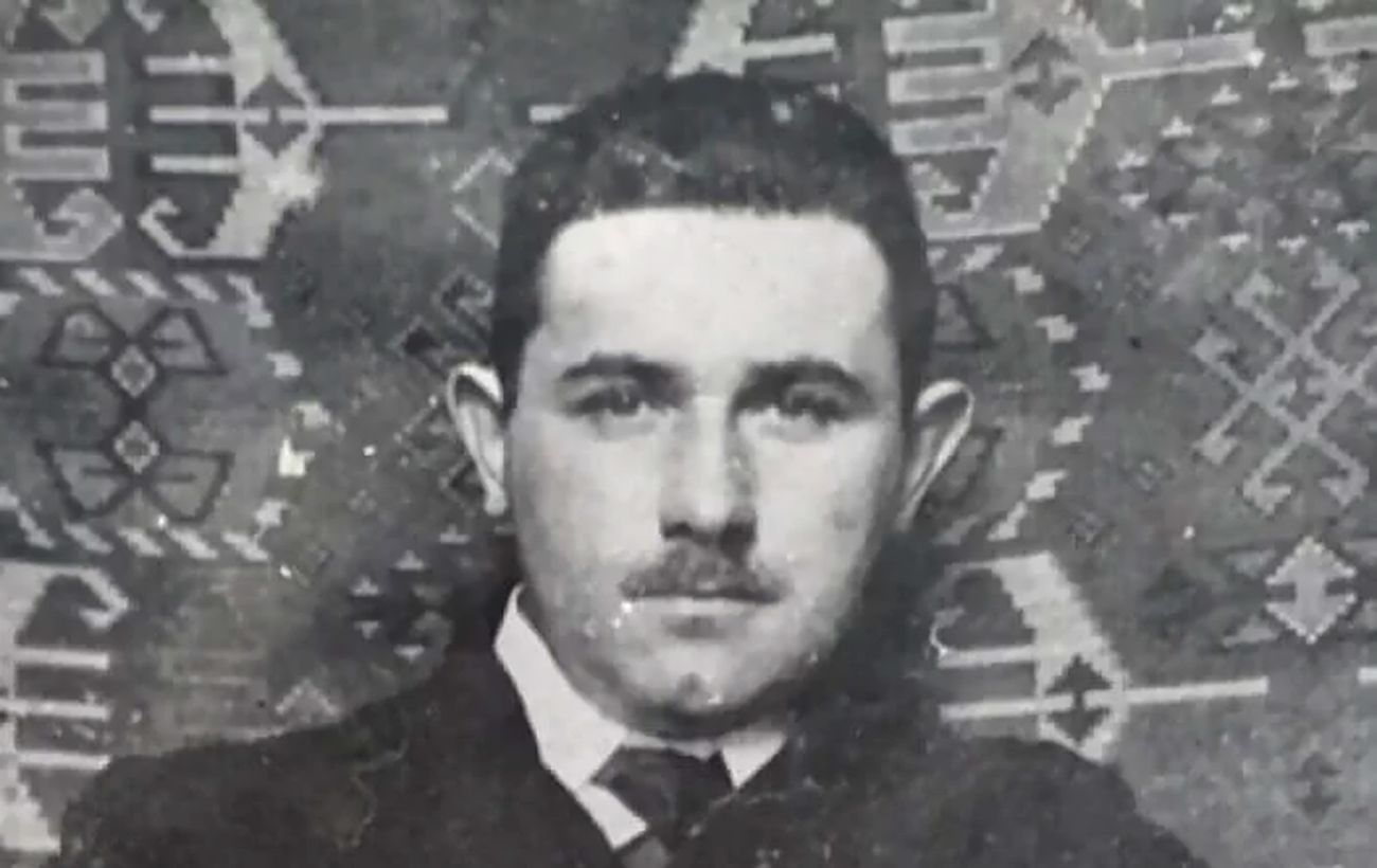 Степан Чарнецький: поет, який навчив Україну "підіймати червону калину"