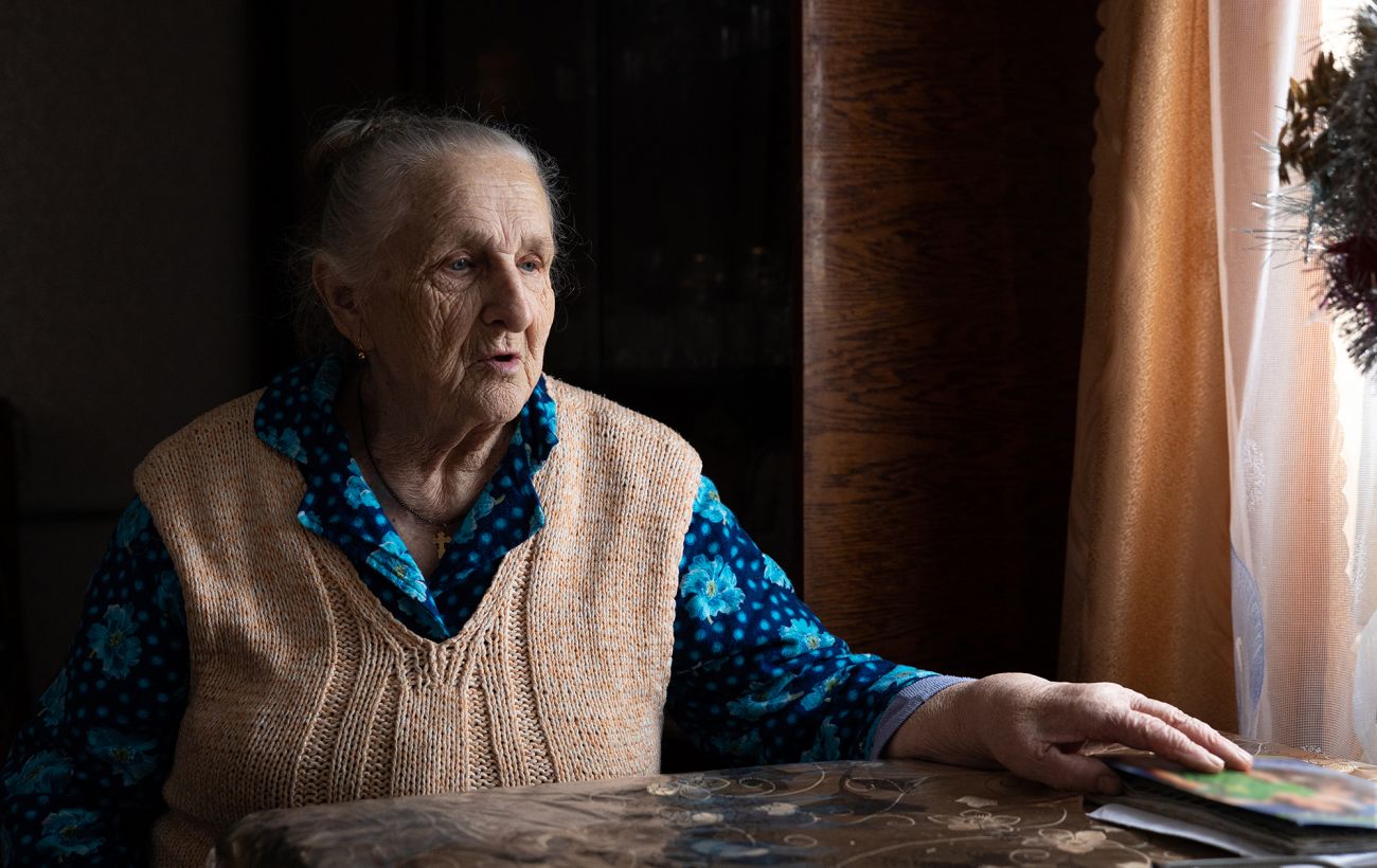 Пенсії для переселенців повертають: як отримати виплату за 2 місяці