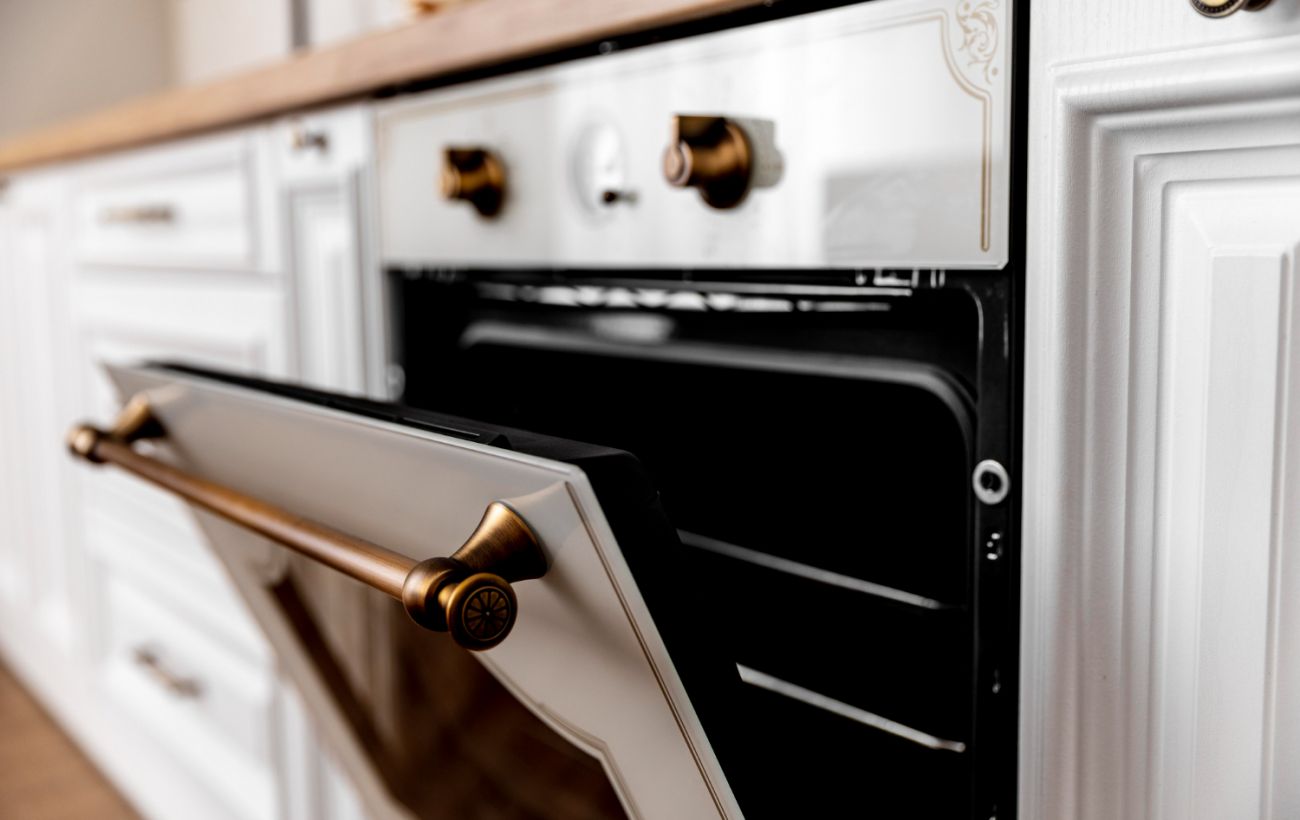 Цю функцію духовки краще не вмикати: може нашкодити здоров’ю і техніці