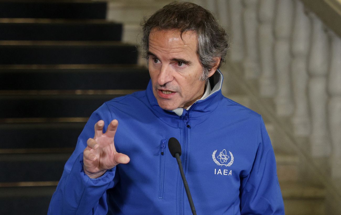 "Ховалися в готелі": інспектори МАГАТЕ стали свідками десятків дронів над АЕС в Україні