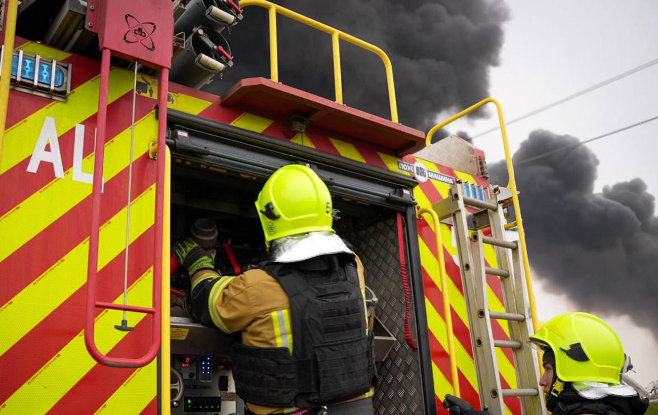 У Львові пролунали вибухи після тривоги через МіГ-31К: всі подробиці