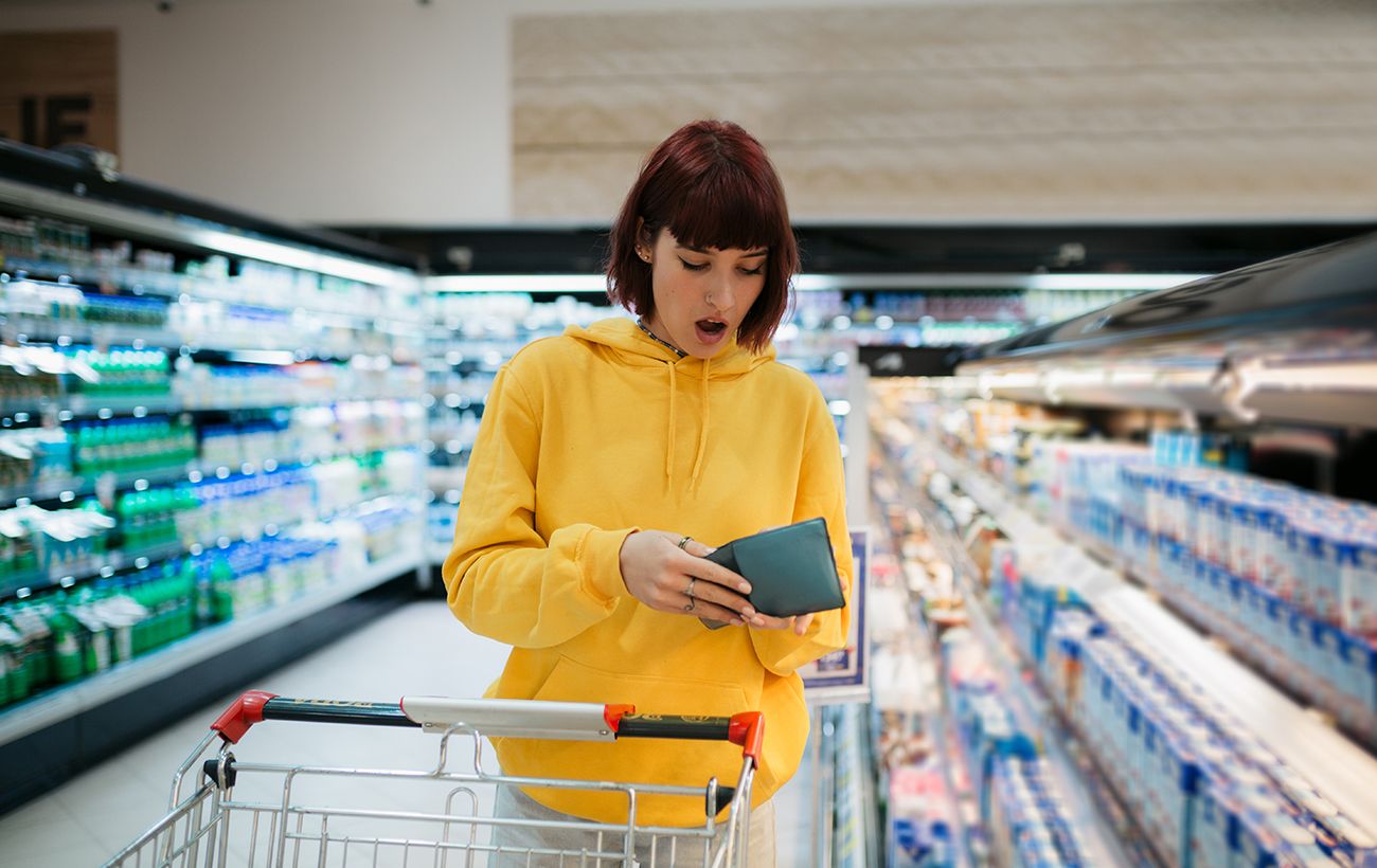 Бідність у голові: 8 фраз з вашого дитинства, які блокують багатство у дорослому віці