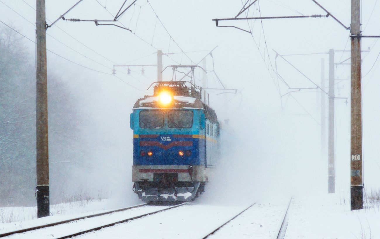 УЗ змінила маршрути 17 лютого: які поїзди скоротили та де ввели автобусні рейси