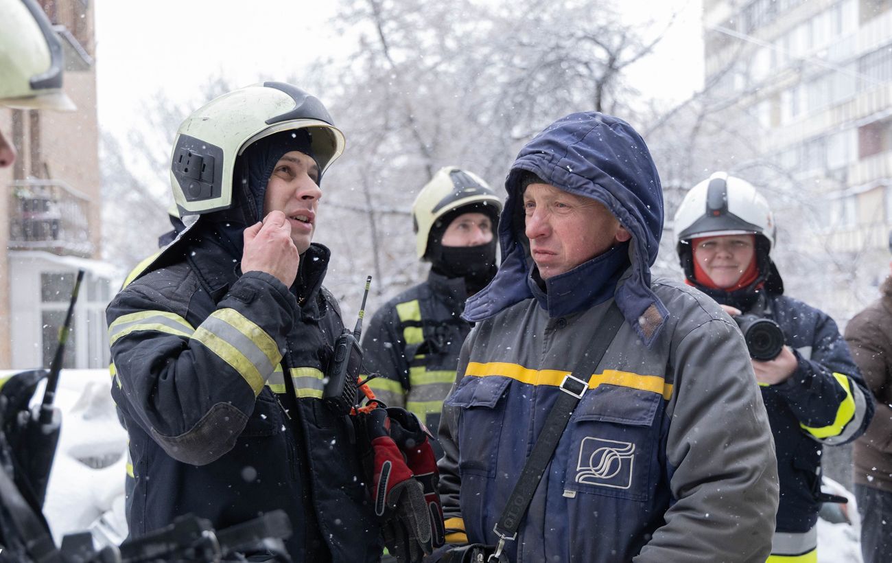 РФ атакувала Харків балістикою: під ударом багатоповерхівки, стався виток газу