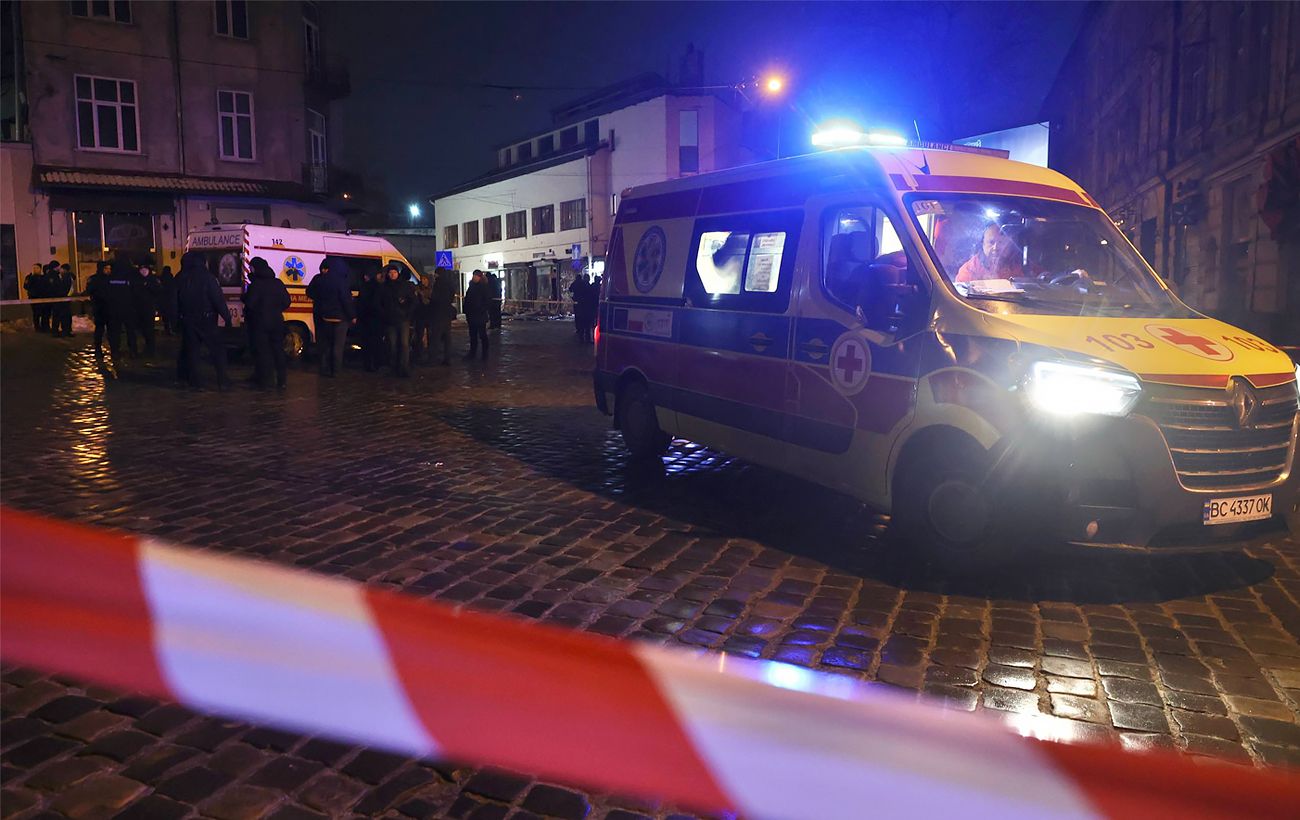 Три теракти проти поліції за 48 годин: що відомо про вибухи у Львові, Миколаєві та Дніпрі