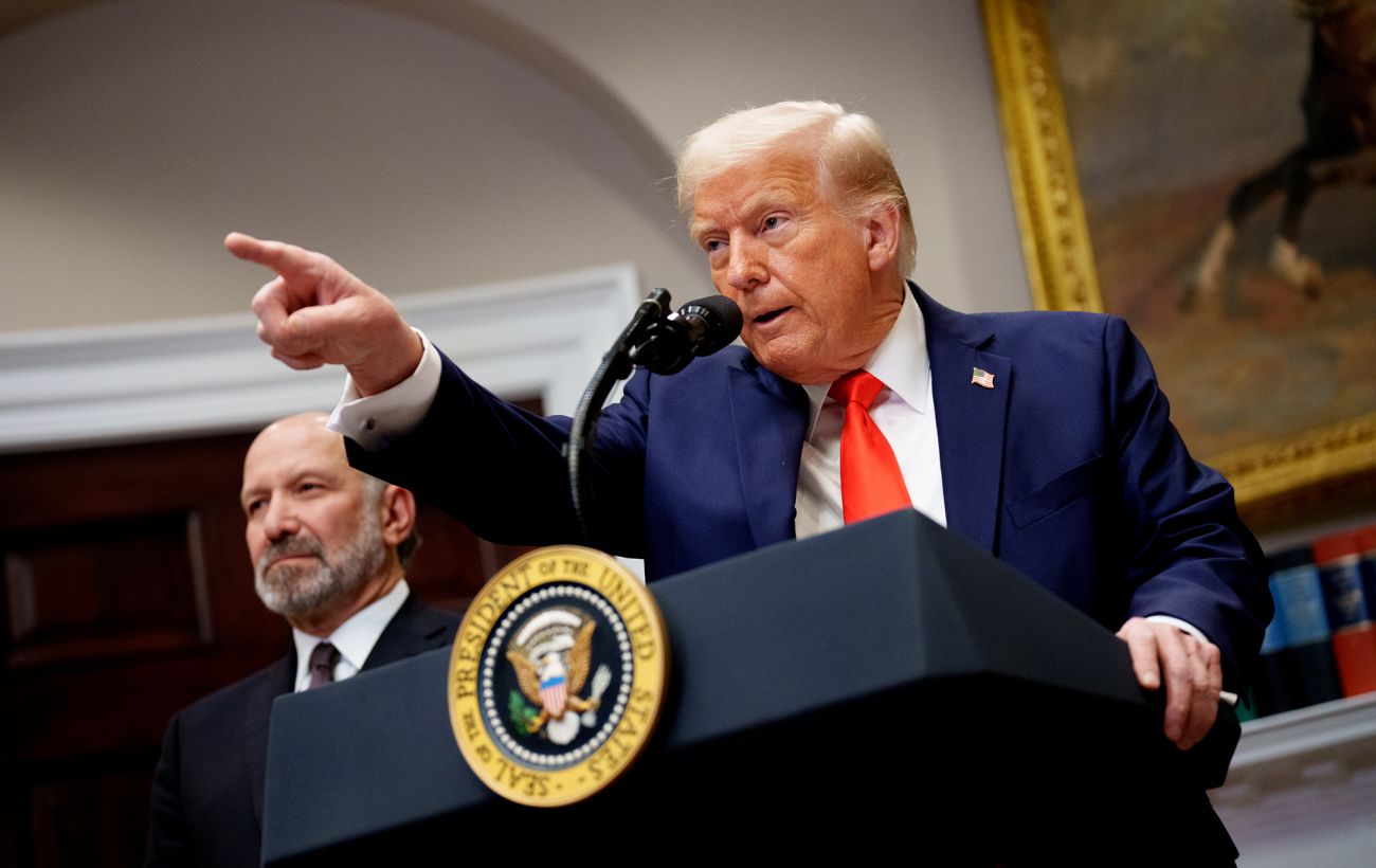 "Ударю в 20 разів сильніше": Трамп пригрозив Ірану за зупинку нафти через Ормузьку протоку