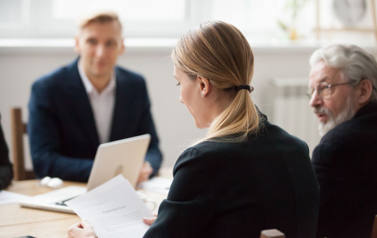 Українці зможуть безплатно отримувати правову допомогу у 28 країнах: Рада ухвалила закон