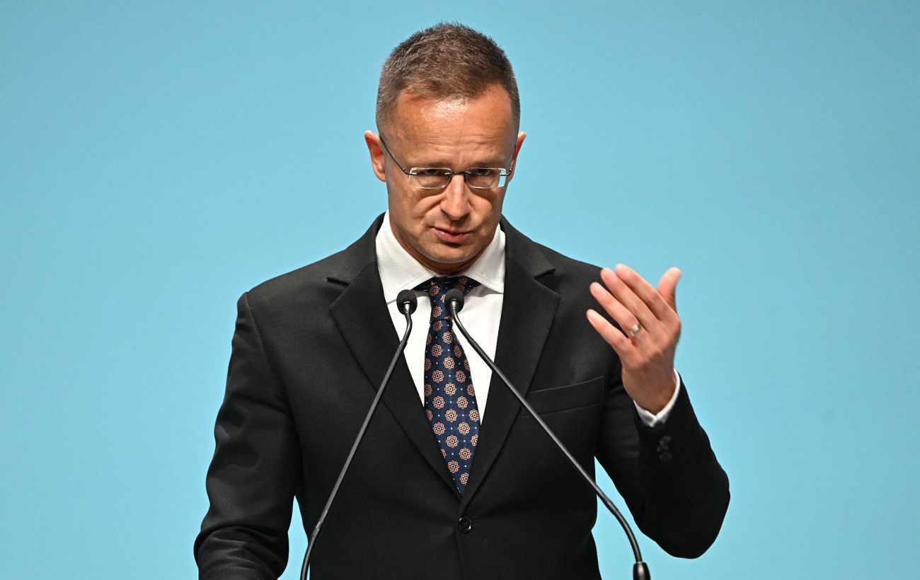 Сіярто звинуватив країни Балтії в тому, що вони "грають під дудку Зеленського"