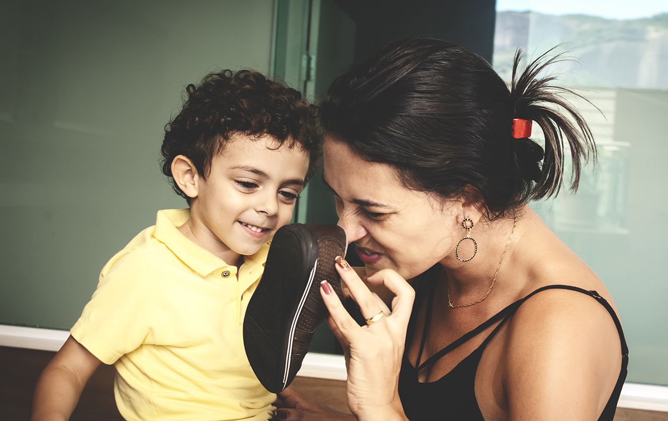 Секретний спосіб позбавити запаху смердючі кросівки, про який мало хто знає