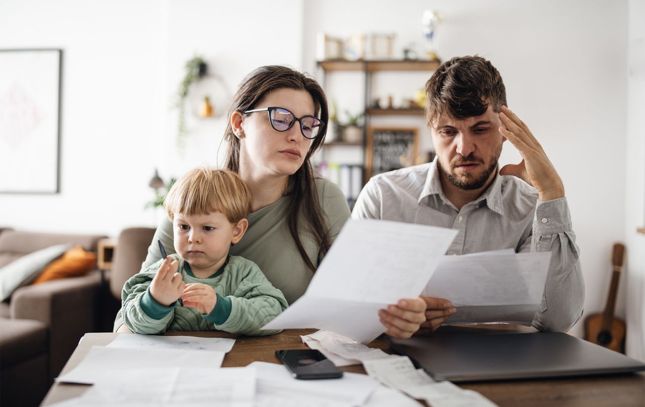 Більше 80% зарплати - на "виживання": як насправді виглядає місячний бюджет українців