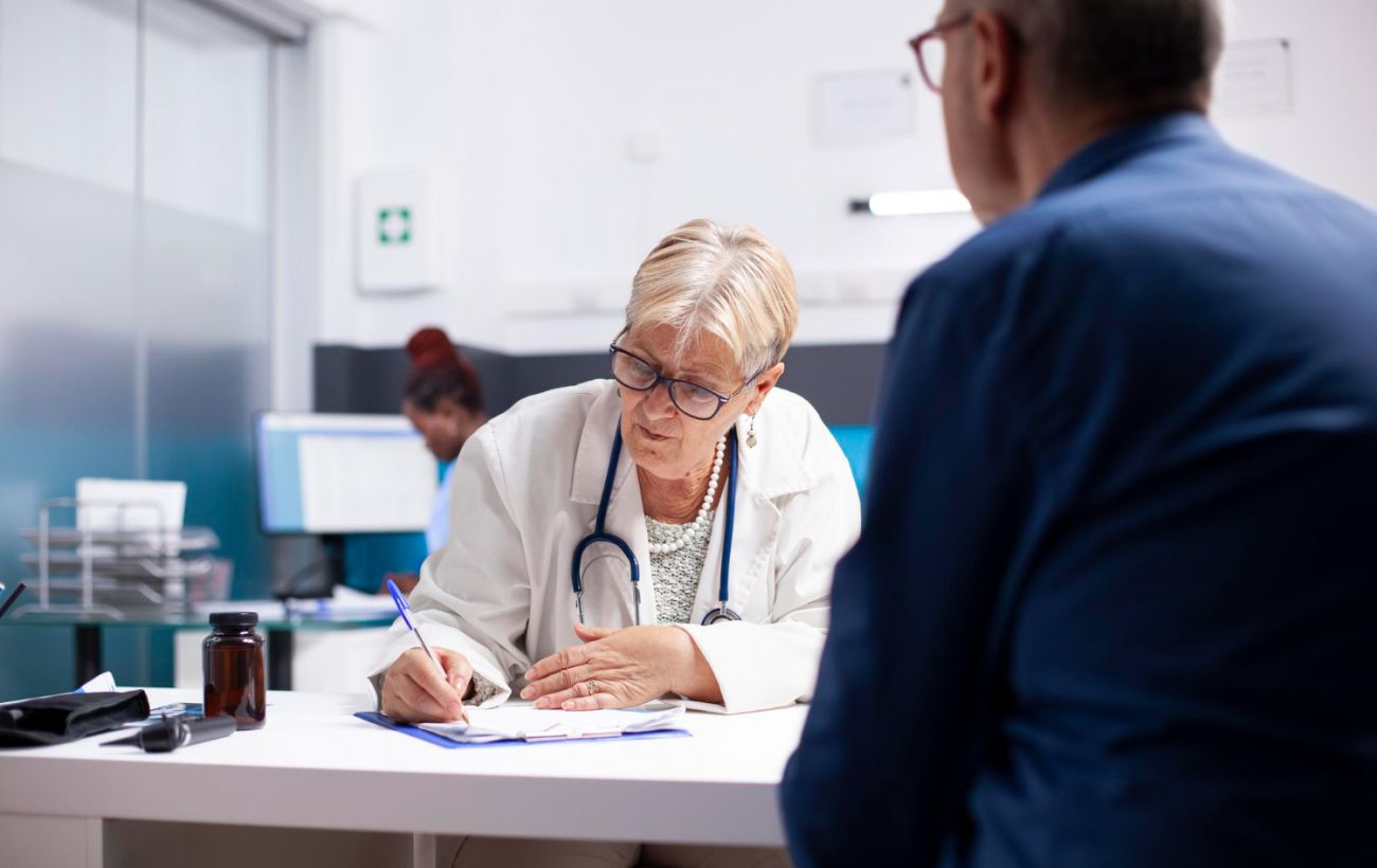 Перевіряти лікарняні будуть по-новому: що змінилося для українців з 1 квітня