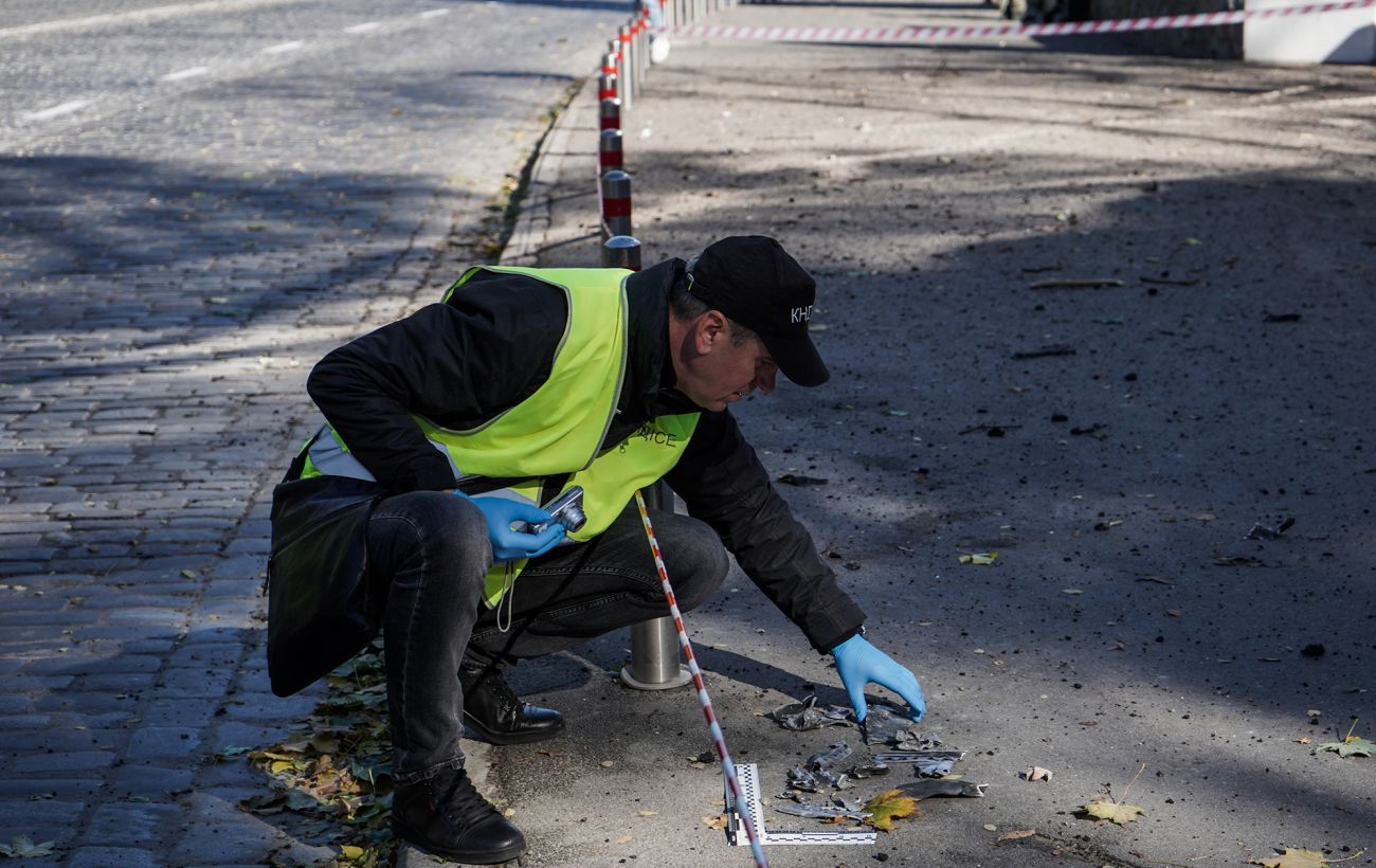 РФ атакувала Чернігів балістичною ракетою: є загиблий