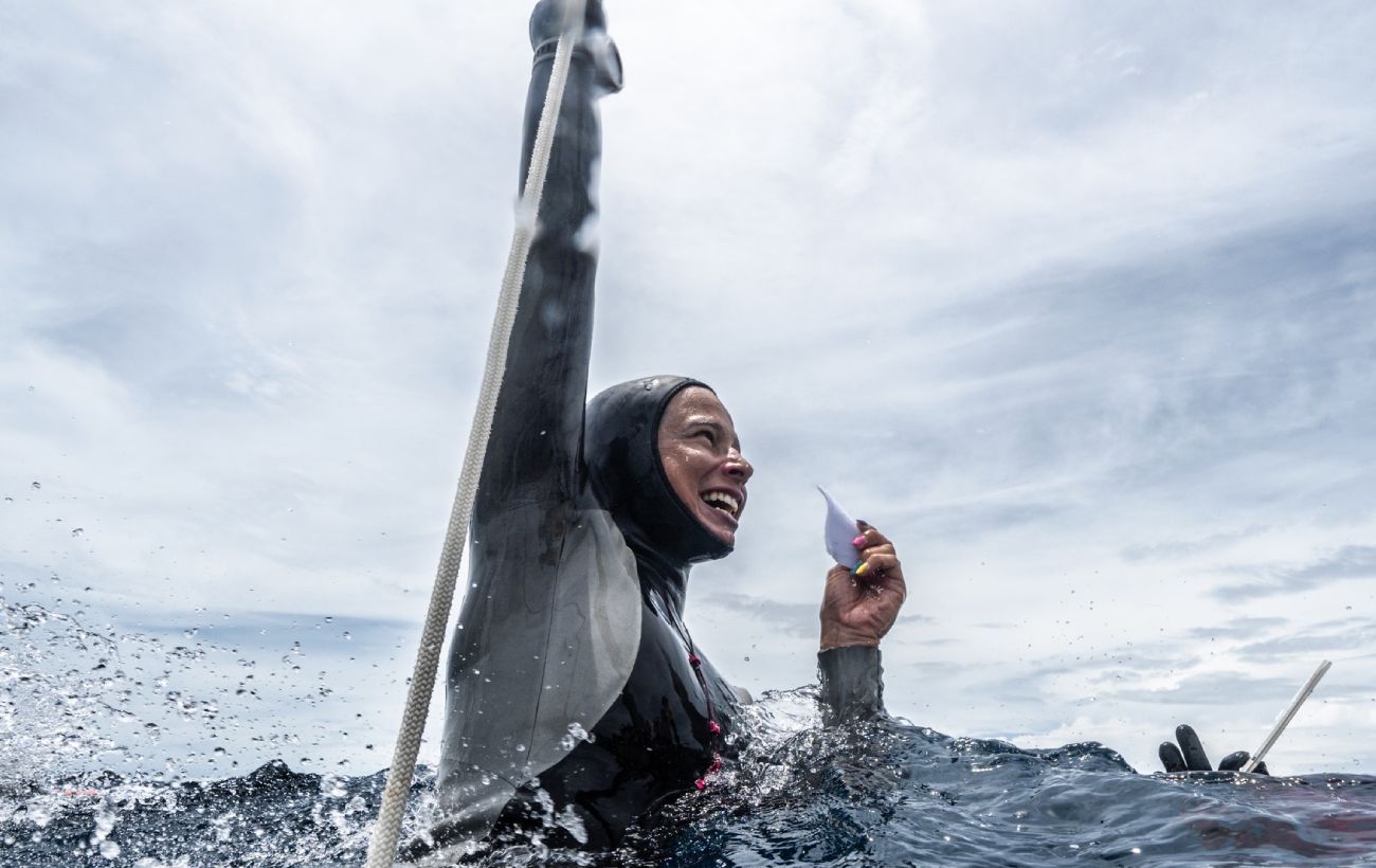 Українка Жаркова стала чемпіонкою світу-2025 з фрідайвінгу: 113 метрів під водою