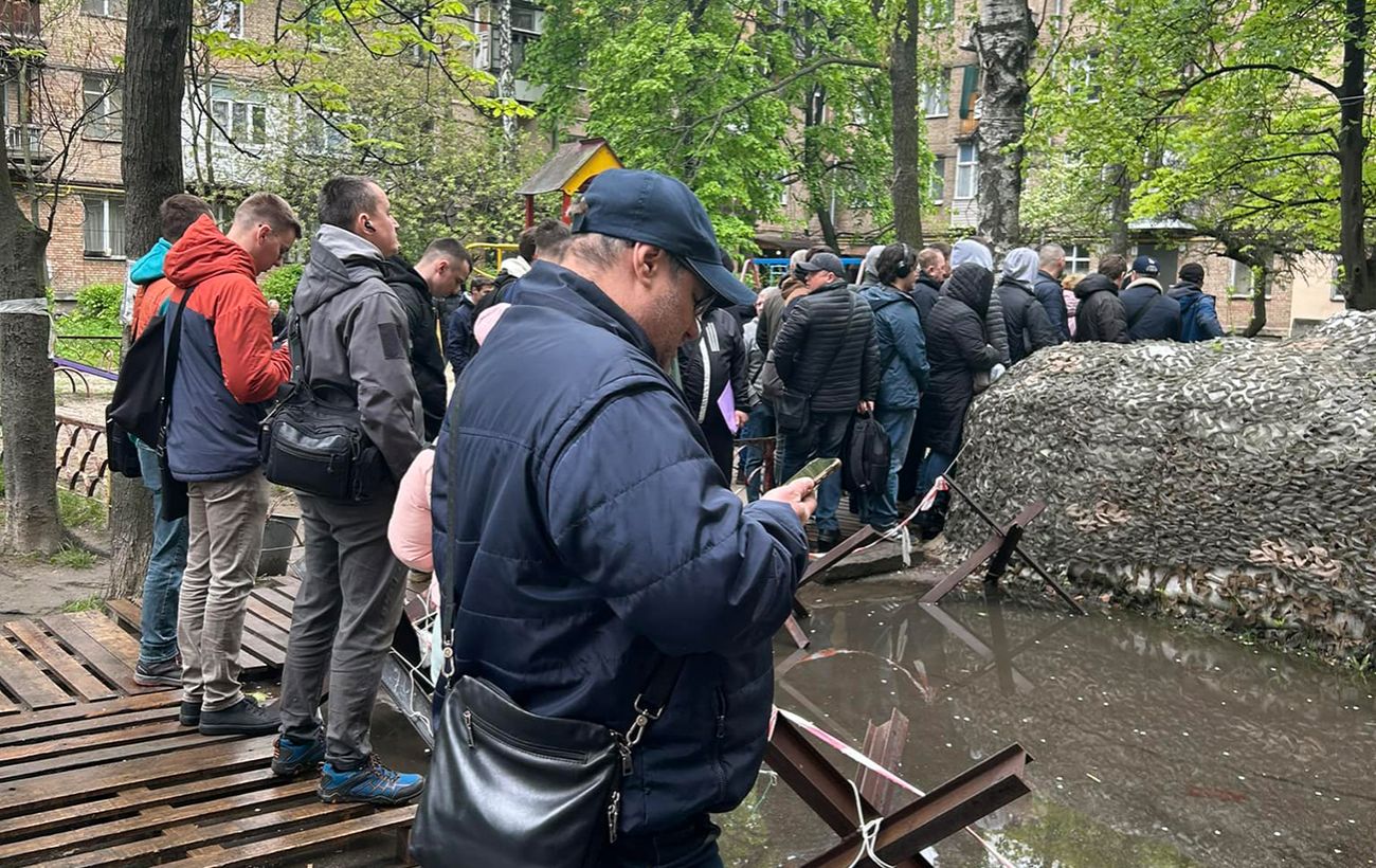До ТЦК викликають навіть з бронюванням. В чому причини і що робити з повісткою
