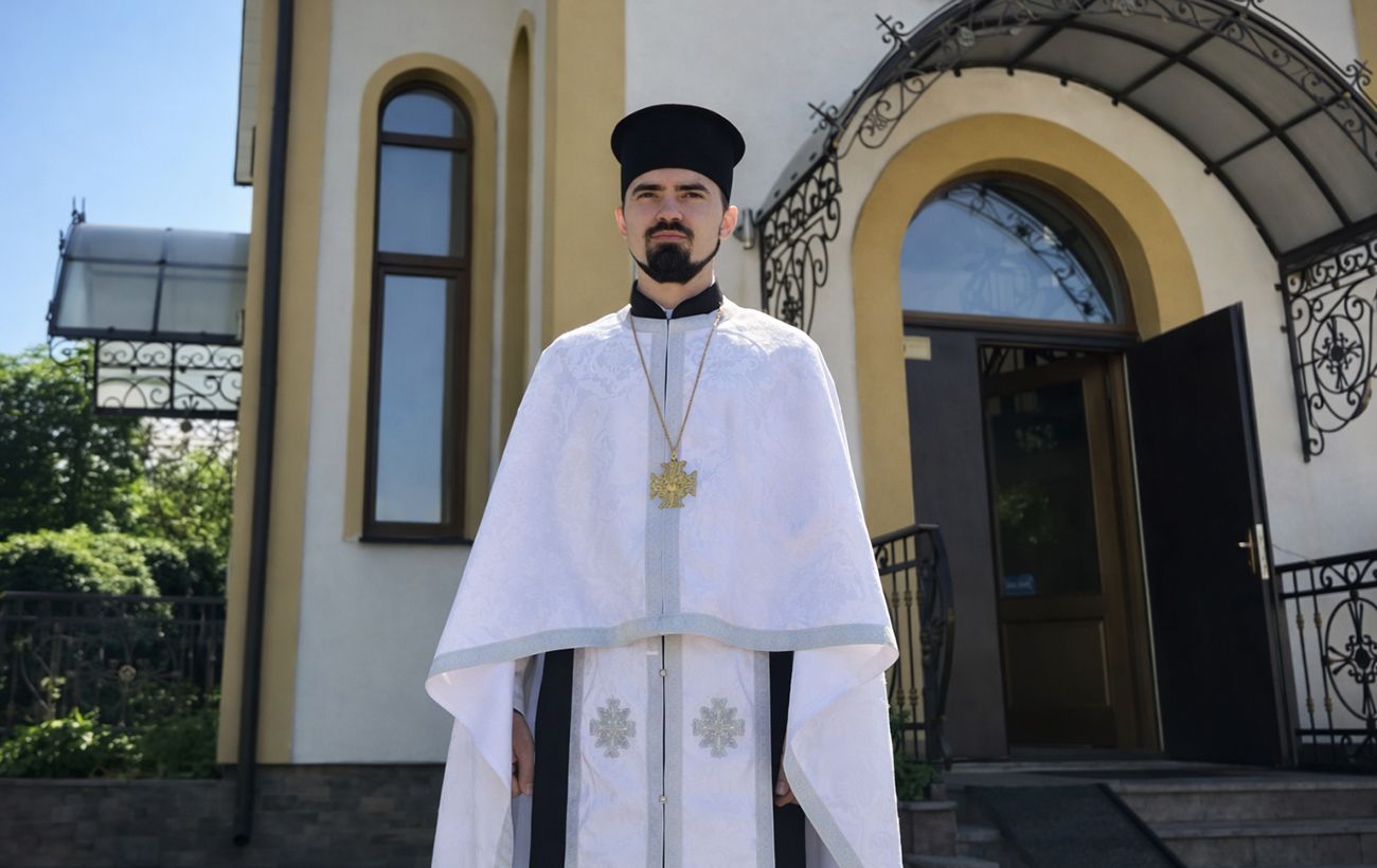 "Язичницькі тризни": чому не можна їсти й пити на цвинтарі на Проводи - бліц зі священником