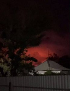 В окупованому Харцизьку палає: повідомляють про атаку на склад боєприпасів (відео)